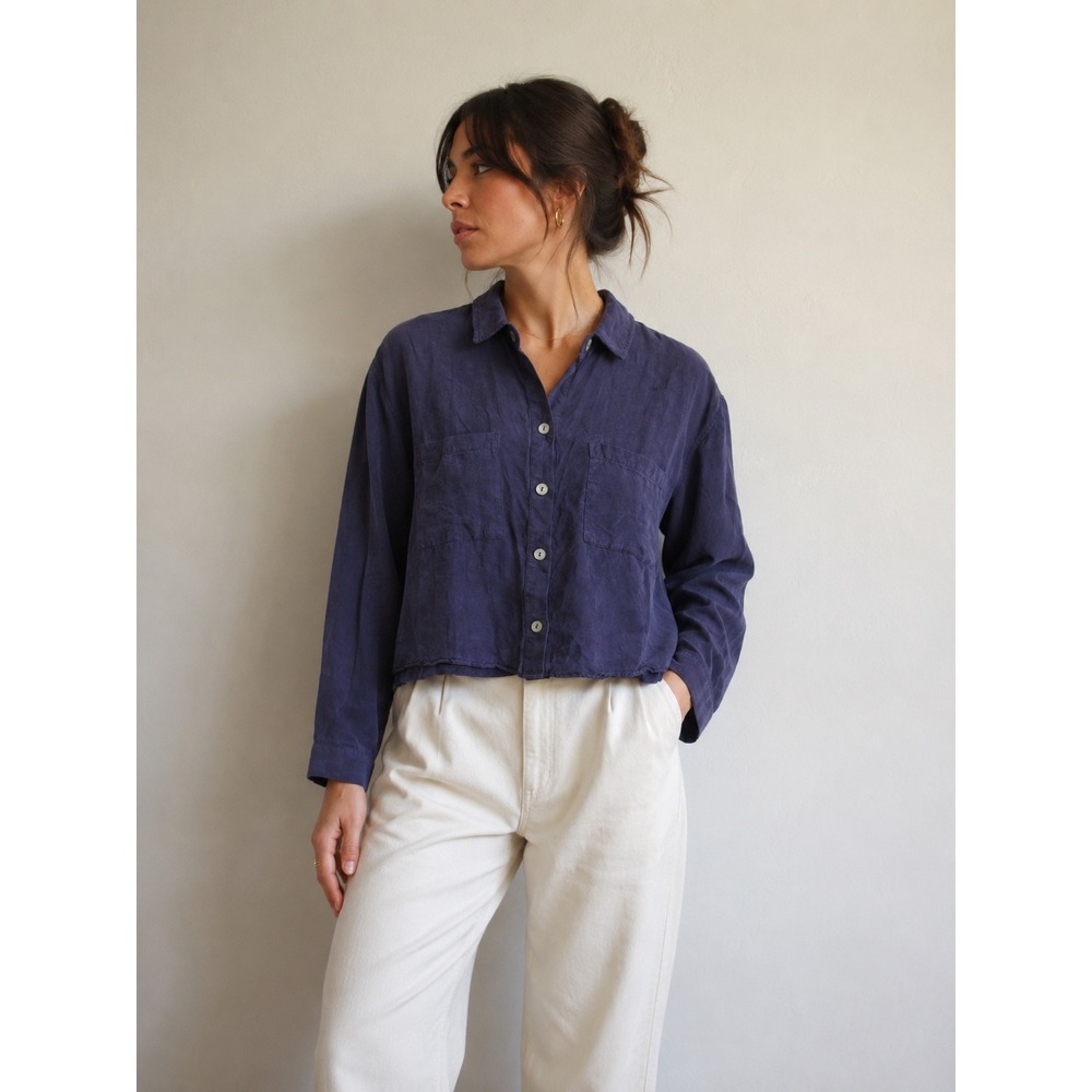 Bella Dahl Navy Blue 100% Lyocell Cropped Button Front Blouse Top L Runs Small